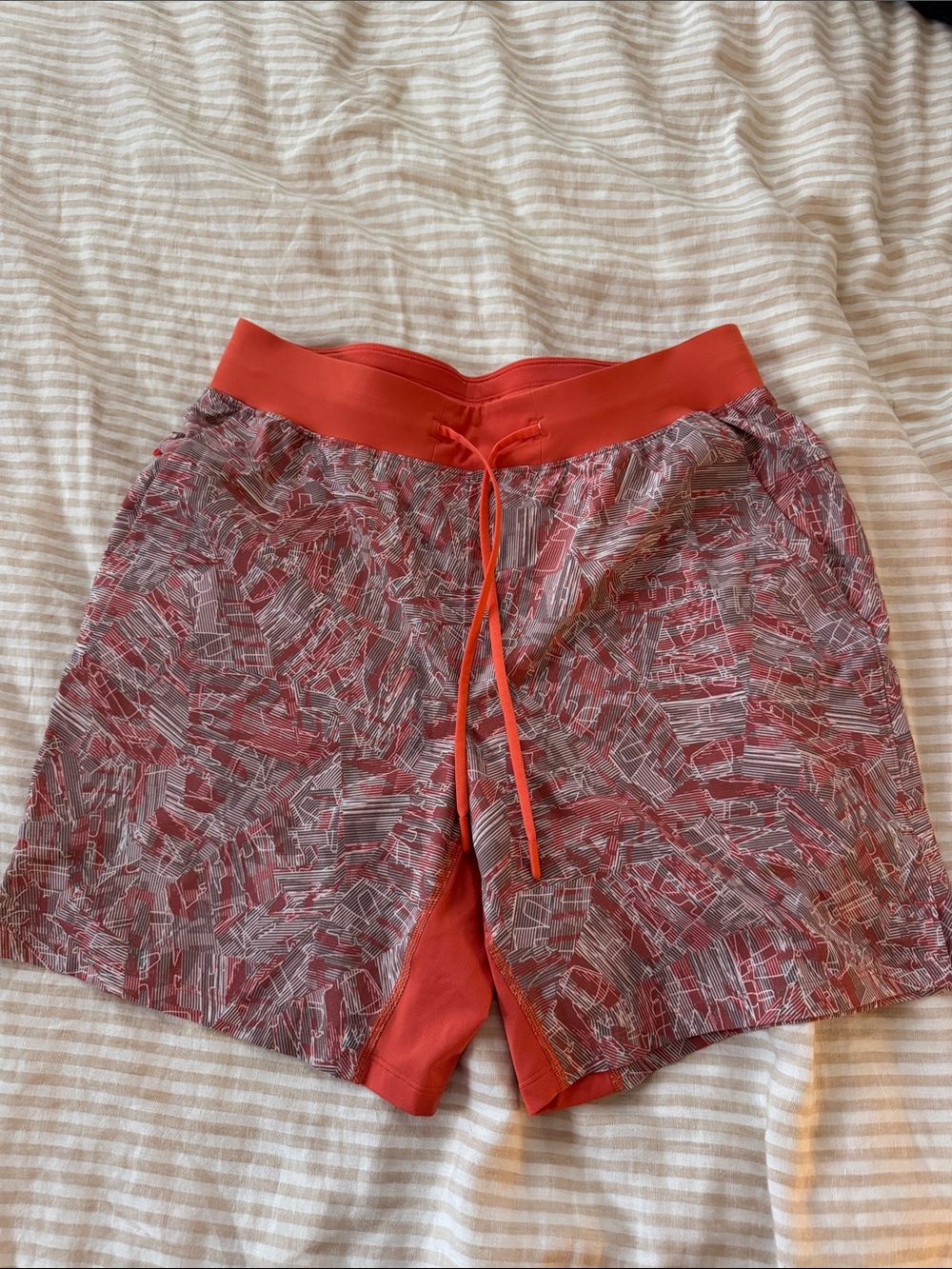 NEVER WORN lululemon Pace Breaker Short Linerless 7 inch- mesh mash orange multi